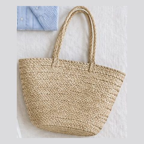 Woven straw tote